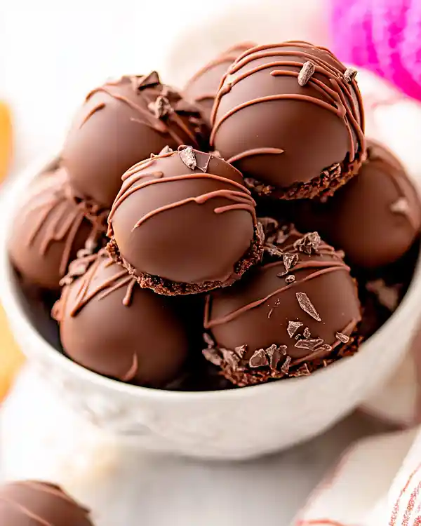 No-Bake Brownie Balls 7 brownie protein balls recipe