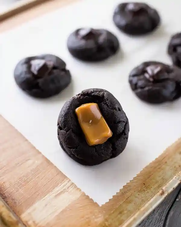 chocolate cookies stuffed with caramel