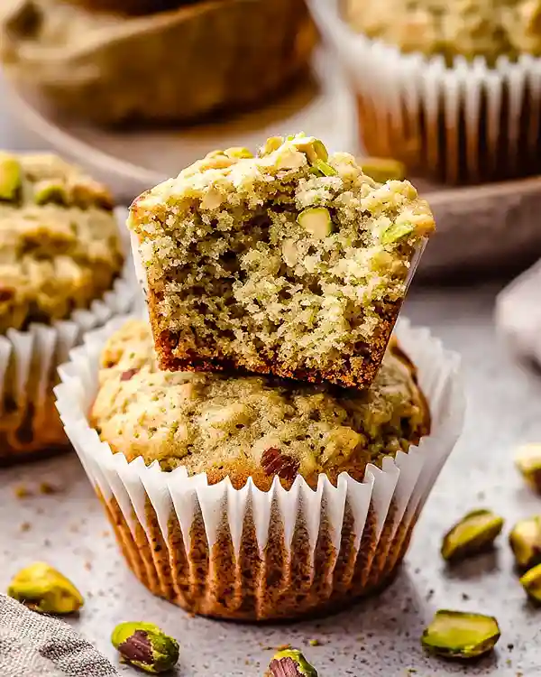 pistachio muffins recipe
