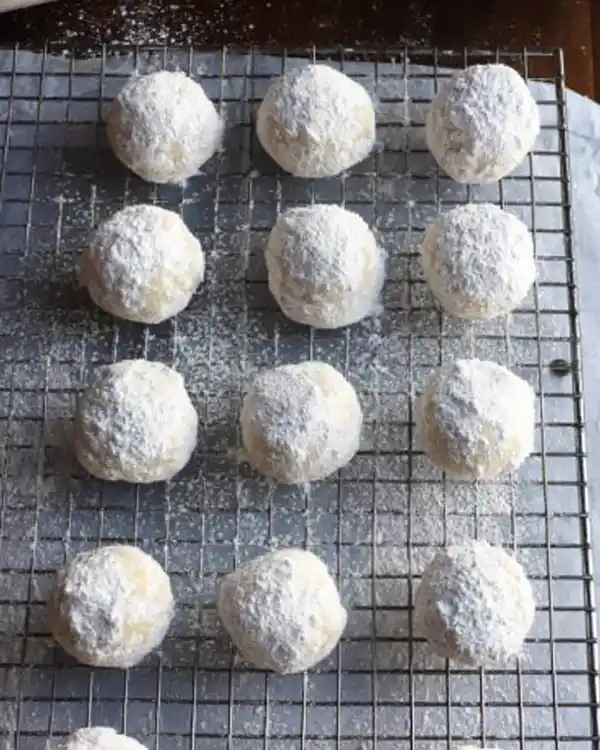 sweetened condensed milk snowball cookies final step