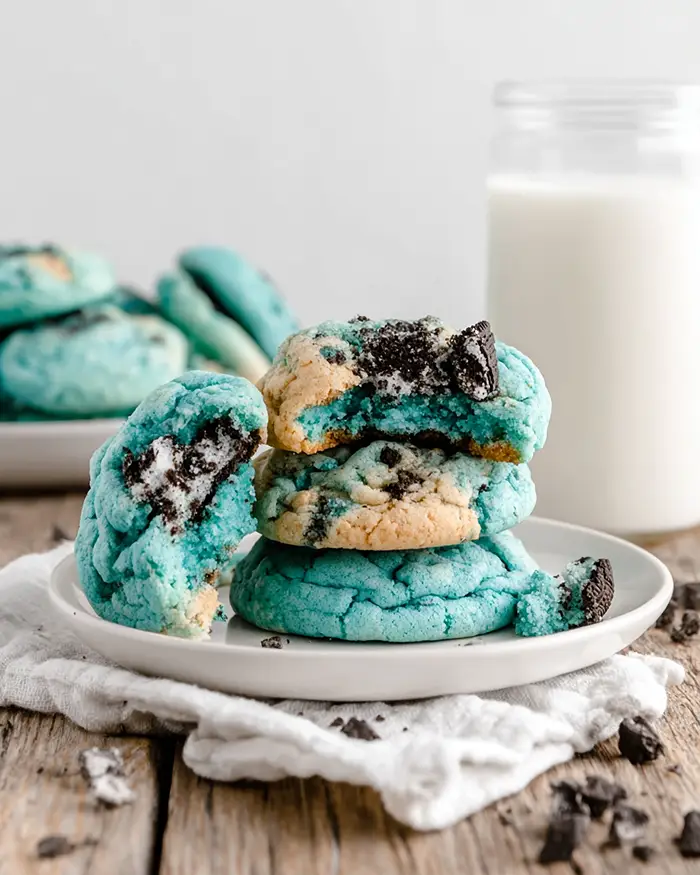 cookie monster cookies with oreos